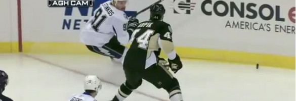 Permalink to 2010-2011 Memorable Penguin Moment